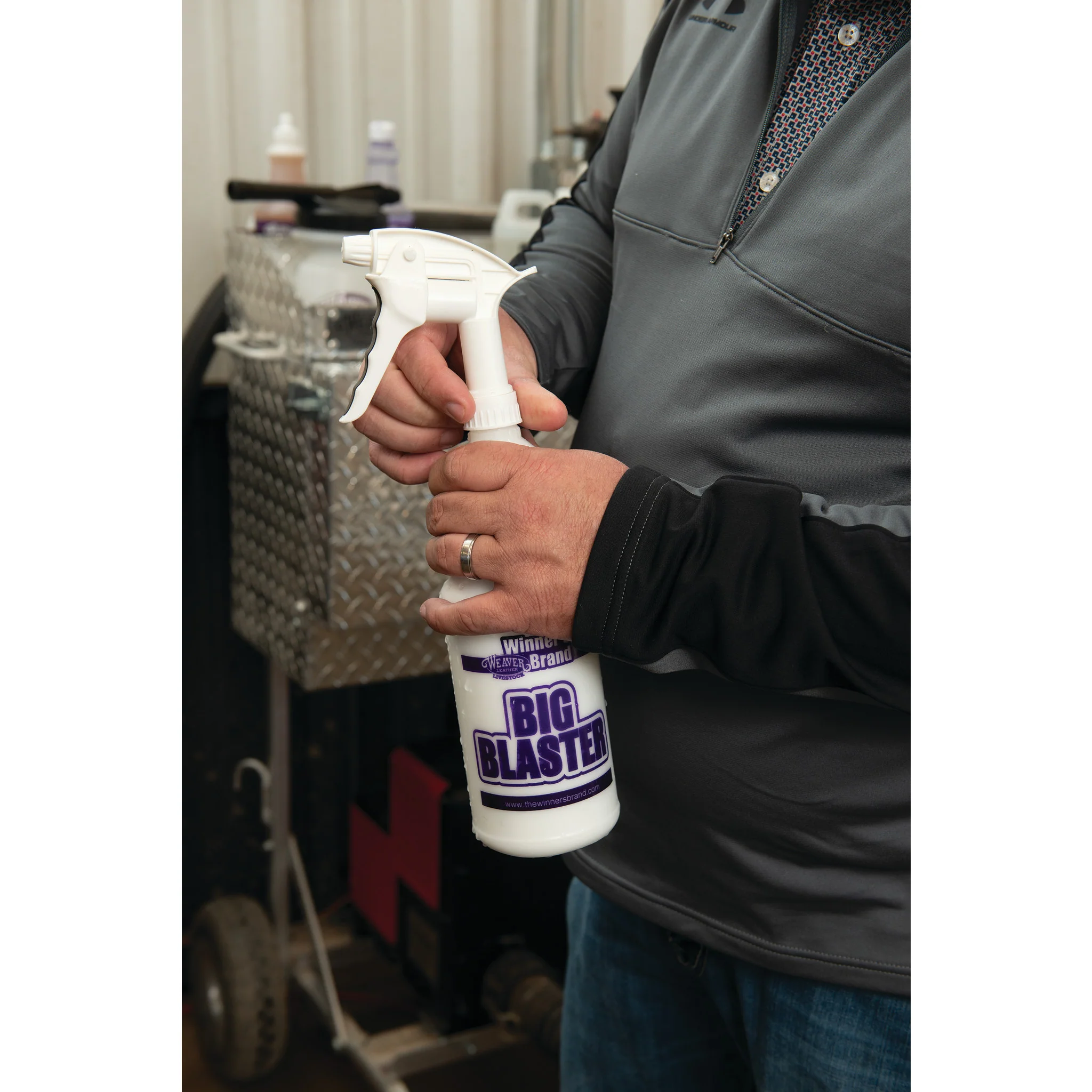 Big Blaster Sprayer & Bottle - Image 5