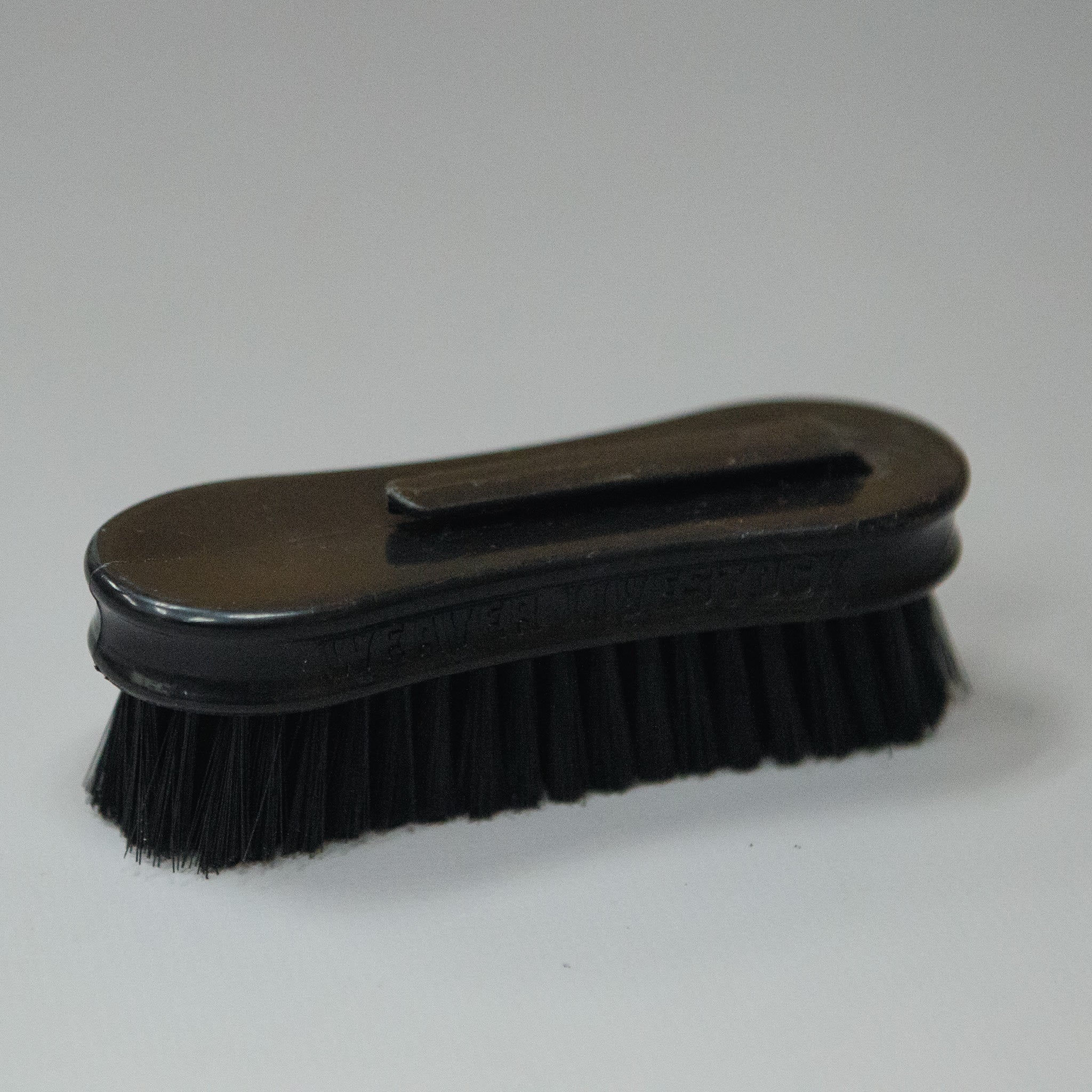 Pig Face Brush, Plastic Handle - Image 10
