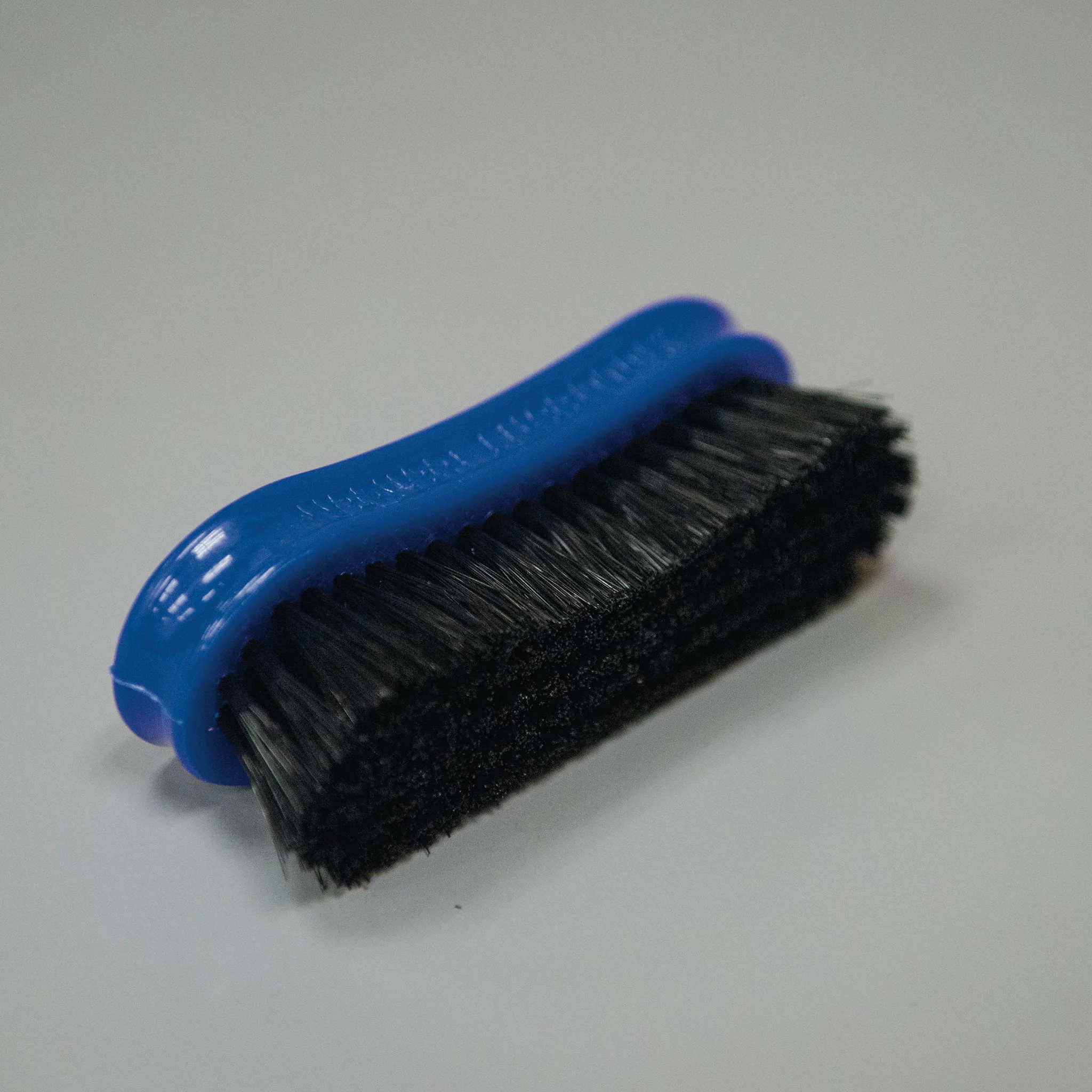 Pig Face Brush, Plastic Handle - Image 16