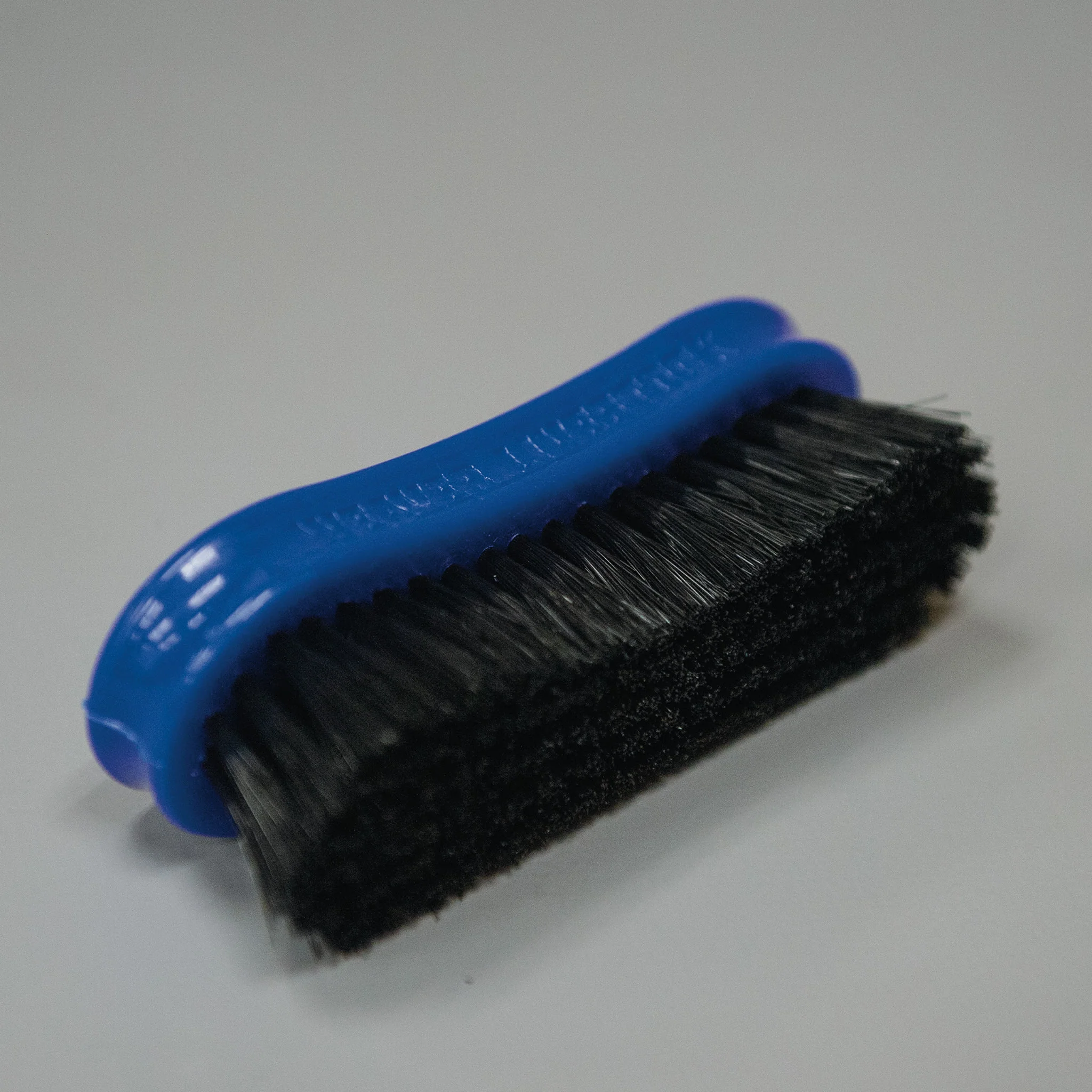 Pig Face Brush, Plastic Handle - Image 18