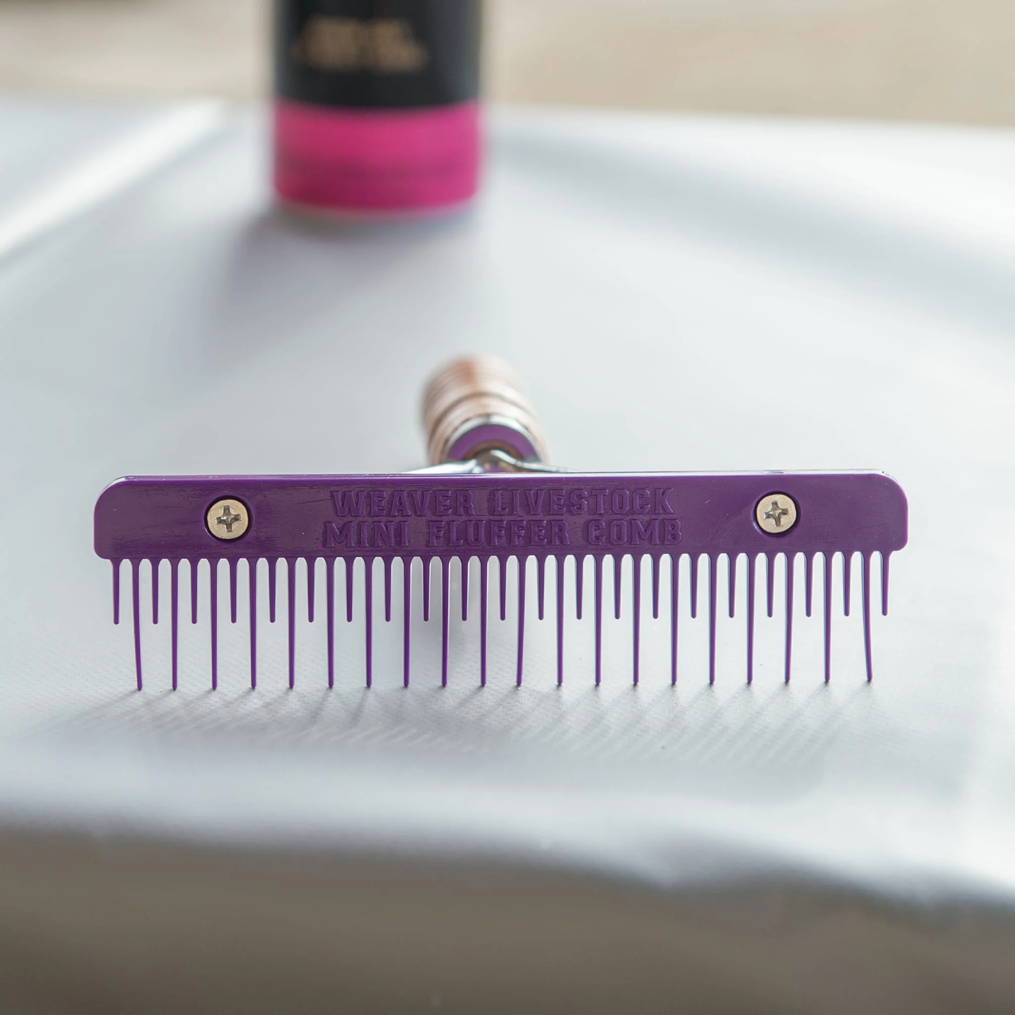 Plastic Mini Fluffer Comb - Image 6